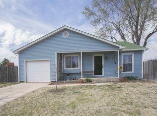 2119 S Fieldcrest Ct, Wichita, KS 67209