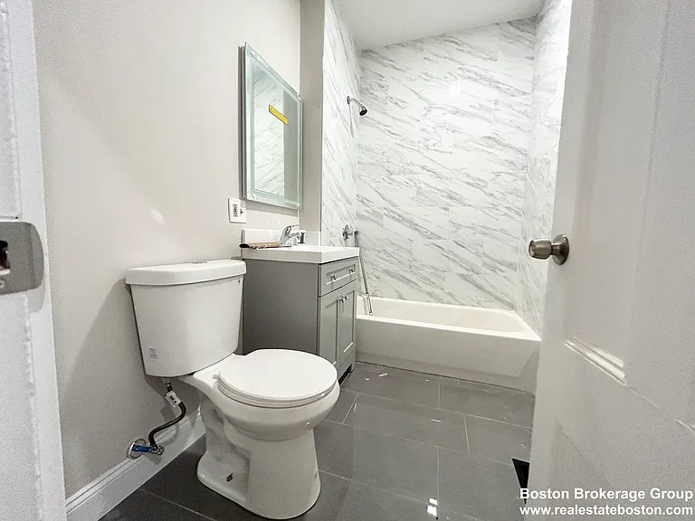 12 Buttonwood St #1 — Photo 8