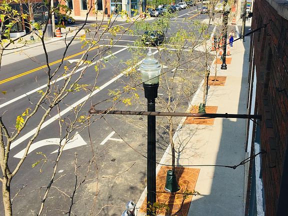 4th image of 1188 N High St #1