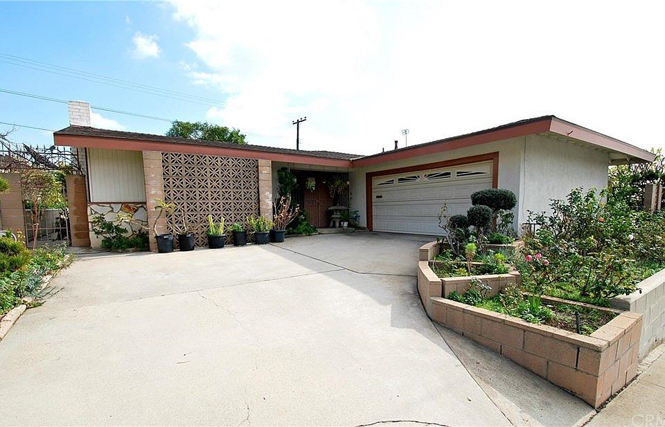 1st image of 836 Gardner Dr