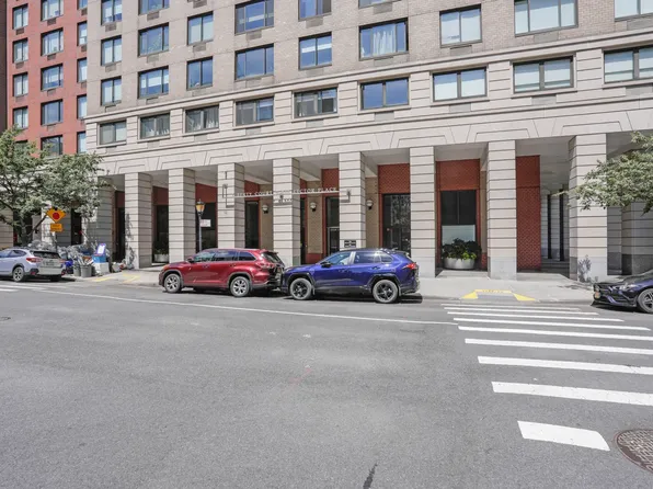 200 Rector Place image 17 of 26