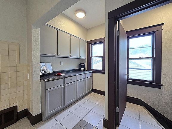 5th image of 2808 N 37th STREET