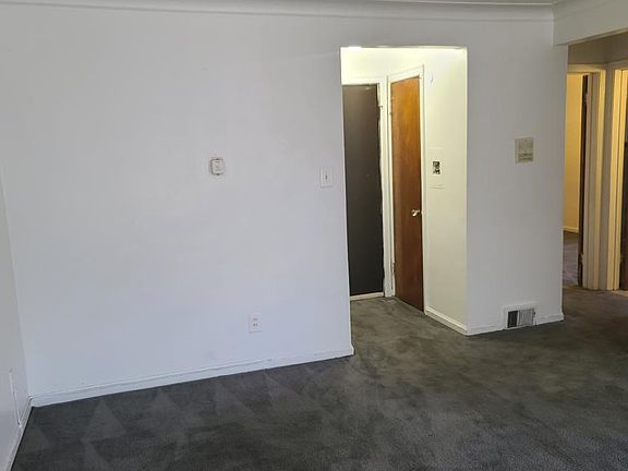 5th image of 11603 14th St #203