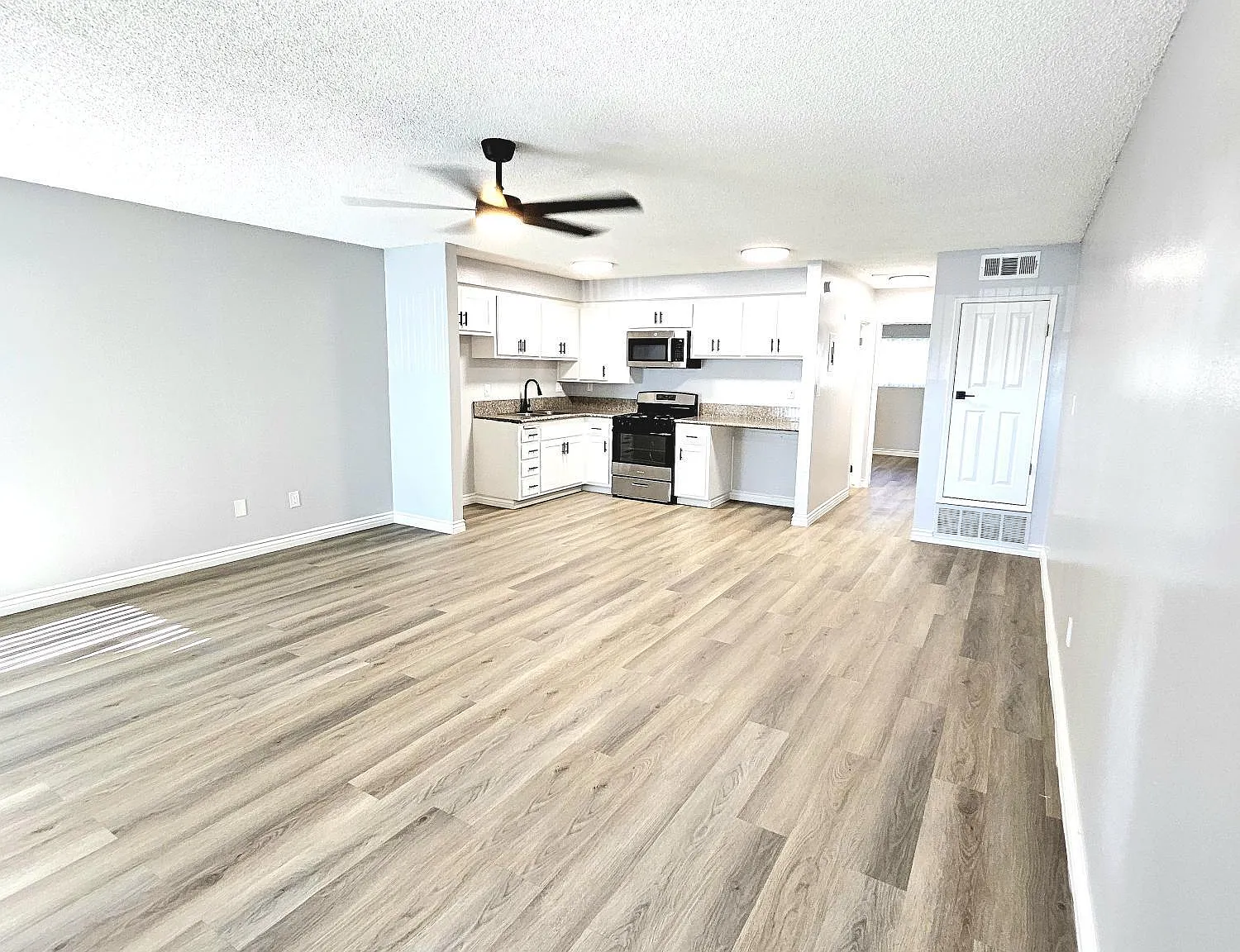 Arroyo Vista Apartments — Photo 3