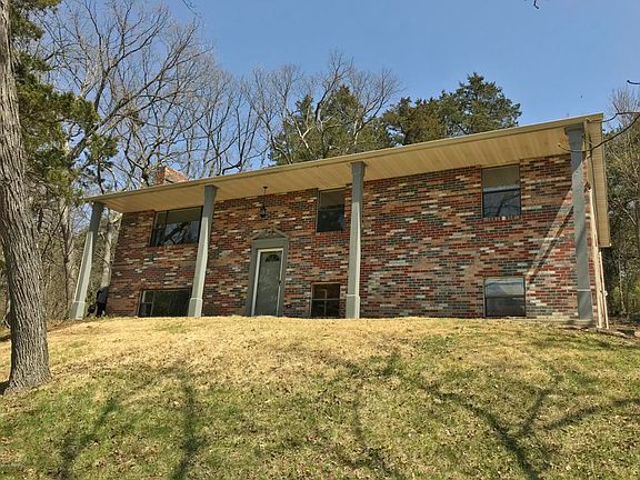 2nd image of 2713 Shagbark Cir
