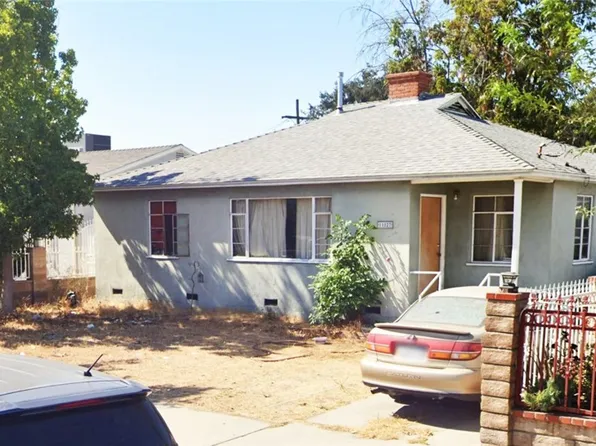 11027 Valerio St, Sun Valley, CA 91352