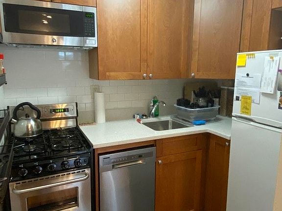 2nd image of 89 Bleecker St #5H