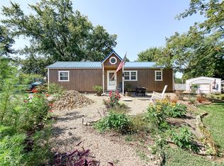 409 N Toledo St, Martinsville, IL 62442