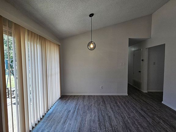 5th image of 3603 Trotwood Trl