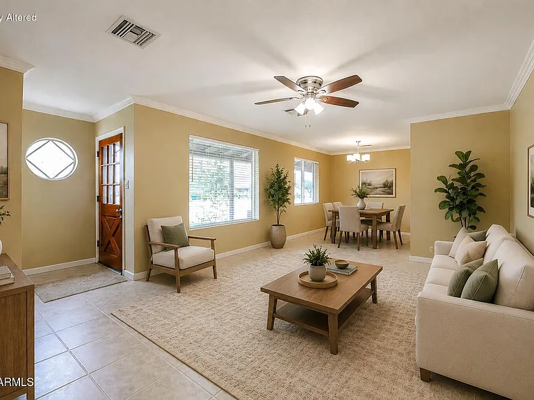 1005 E Cavalier Dr — Photo 4