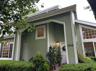 1539 Meadow Cir, Carpinteria, CA 93013