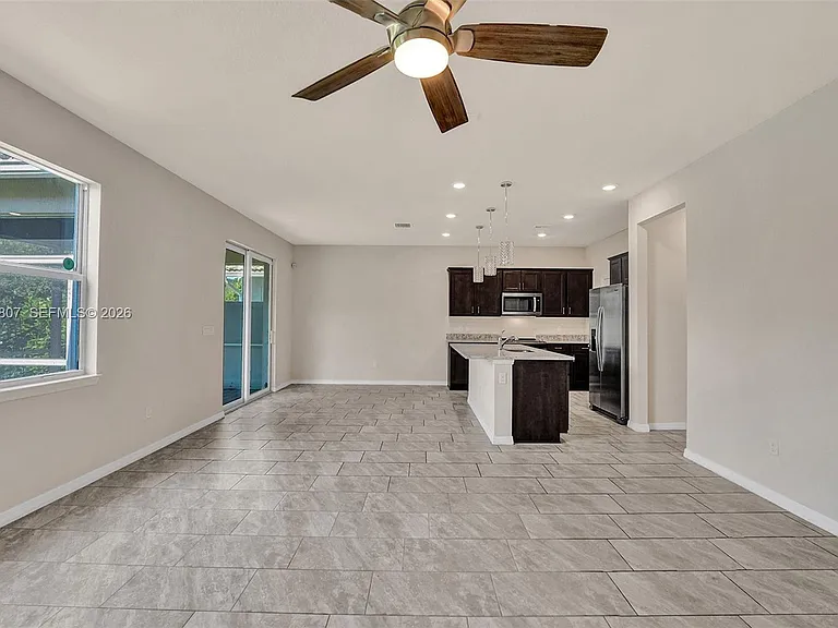 4764 Eucalyptus Dr — Photo 6