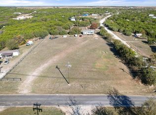 9300 Hilltop Dr, Cleburne, TX 76033