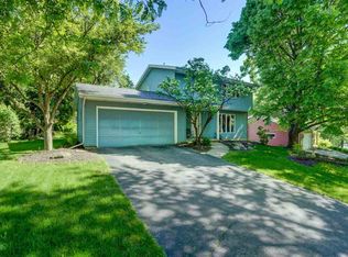 7126 Lindfield Rd, Madison, WI 53719