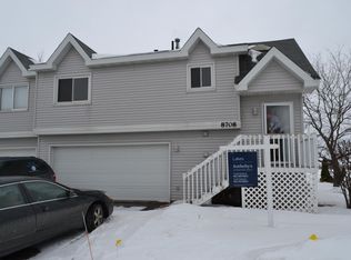 8708 Glasgow Ln, Saint Bonifacius, MN 55375