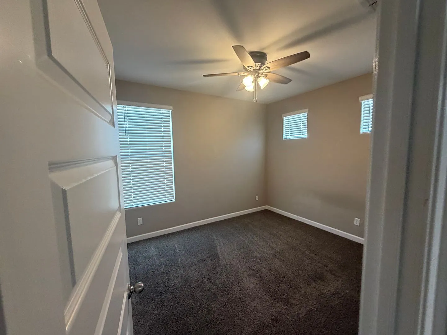 40946 W Hillman Dr, Maricopa, AZ 85138 Mountain Views & No Rear Neighbor $1,895/Month — Photo 2