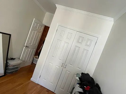 Rented by Eric Goodman Realty Corp | media 3