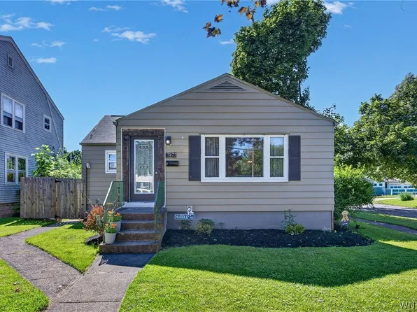 128 84th St, Niagara Falls, NY 14304