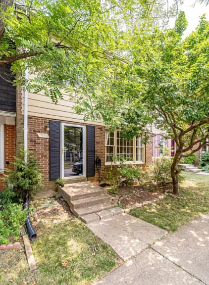 5919 Kara Pl — Photo 1