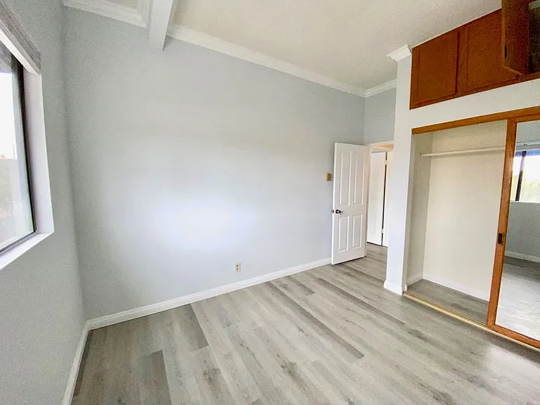 8310 Regents Rd #3H — Photo 13