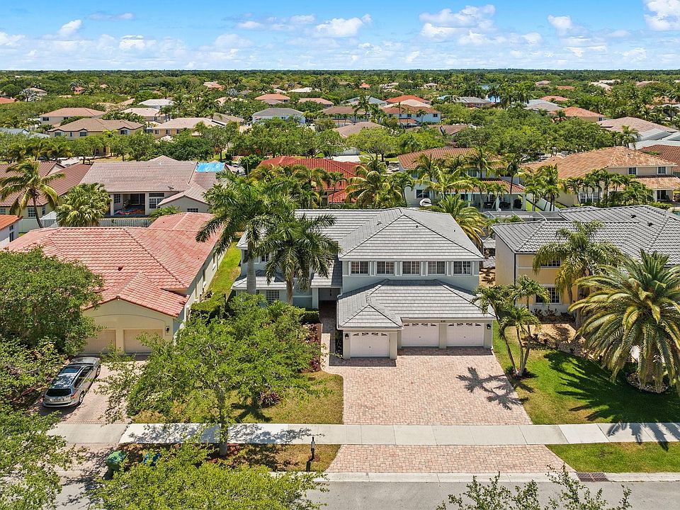 1st image of 835 Heritage Drive
