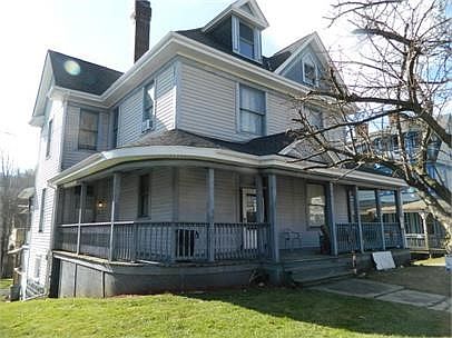 2nd image of 412 E Maiden St