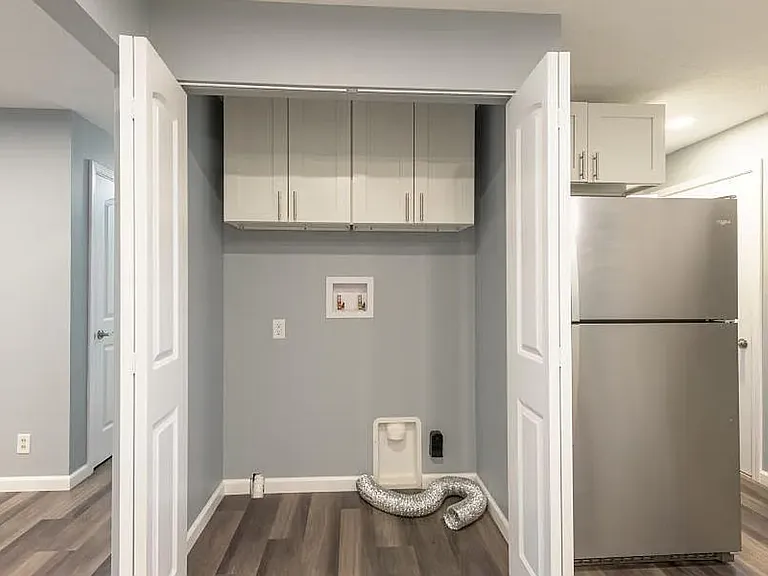 1125 Windsor Dr — Photo 5