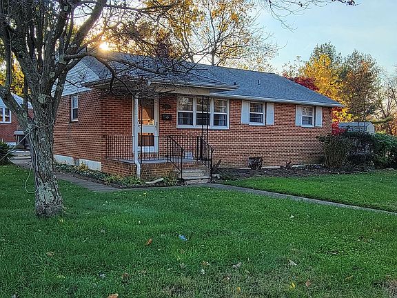 3rd image of 201 S Maryland Ave