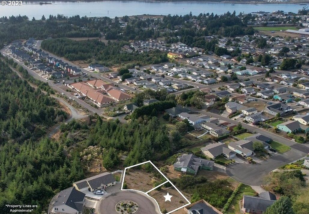 1 Nautical Ct, Coos Bay, OR 97420 MLS 23409949 Zillow