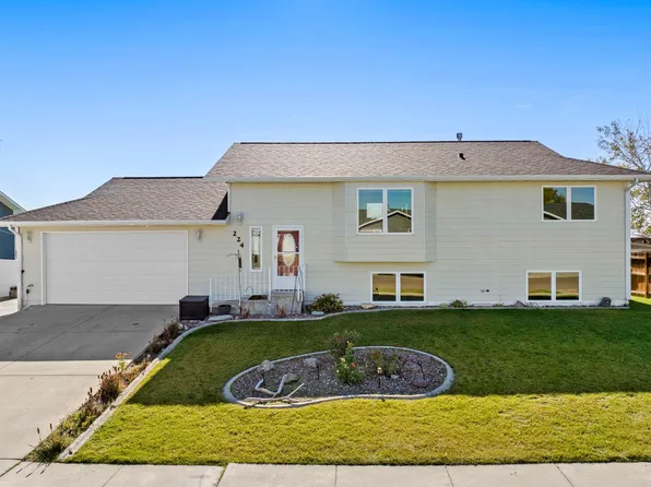 224 38th Ave NE, Great Falls, MT 59404