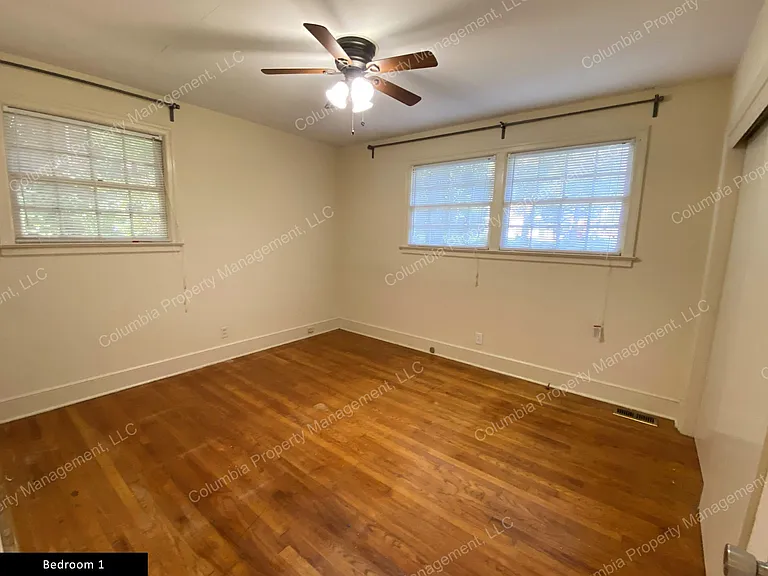 1538 Lonsford Dr — Photo 10