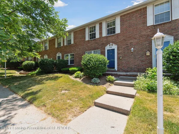 6267 Beechfield Dr, Lansing, MI 48911
