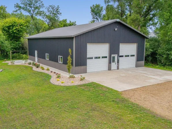 409 S Church Ave, Montrose, SD 57048