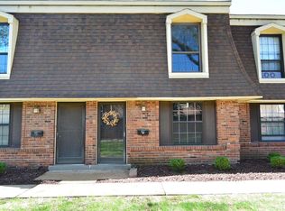 1943 Mansard Dr, Saint Louis, MO