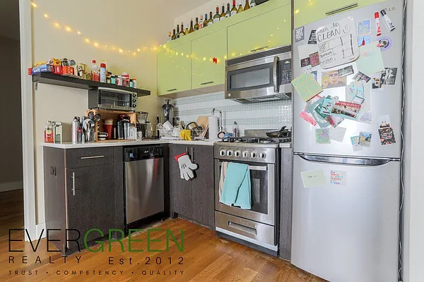 Rented by Pinn Realty | media 28