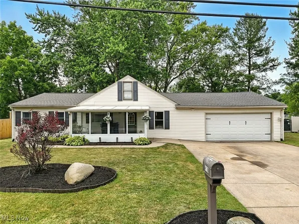 4118 Vira Rd, Stow, OH 44224