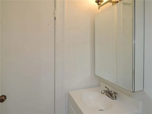 5220 Annunciation St — Photo 13