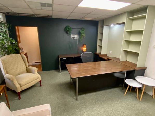 725 Front St #1