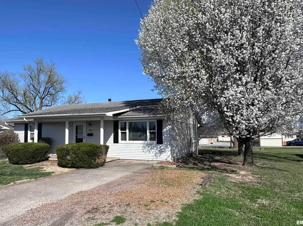1205 N Monroe St, Marion, IL 62959
