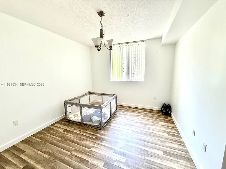 601 NE 23rd St #605 — Photo 11
