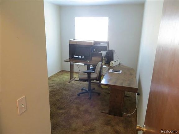 2nd image of 15449 Dupage Blvd #197