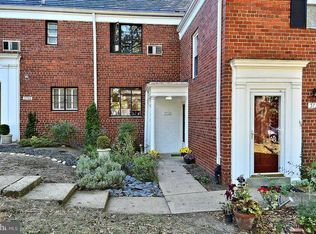 3728 Gunston Rd, Alexandria, VA 22302