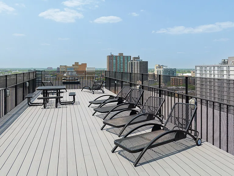 4602 N Clarendon Ave #1009 — Photo 24