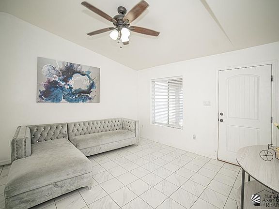 4th image of 1128 S 1st Ave