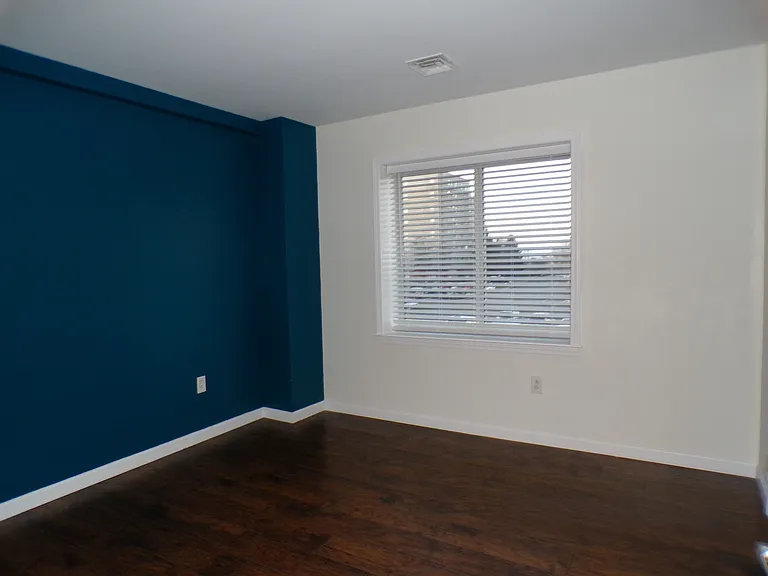 1 Cityview Ln #214 — Photo 15