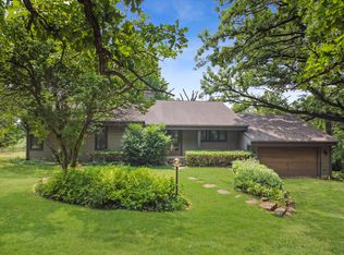 3317 W Ringwood Rd, Mchenry, IL 60051