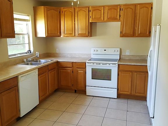 2nd image of 809 Valleydale Ave
