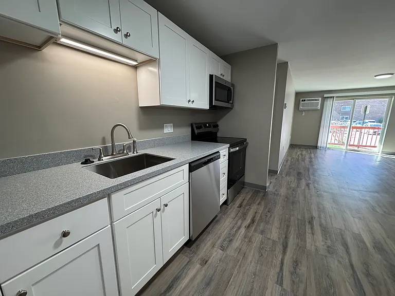 Milford Trails Apartments and Storage — Photo 3