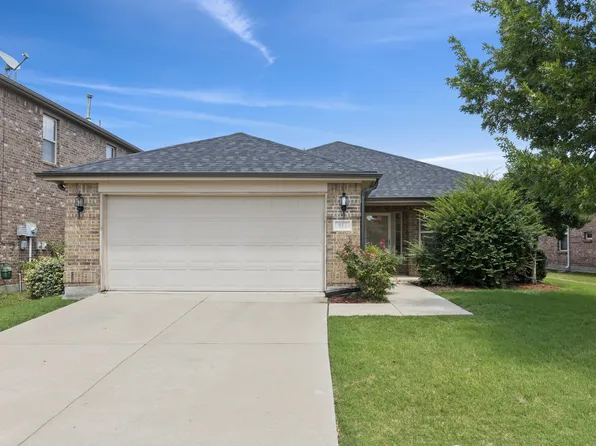 913 Lovebird Ln, Little Elm, TX 75068