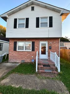 121 E County St, Hampton, VA, 23663